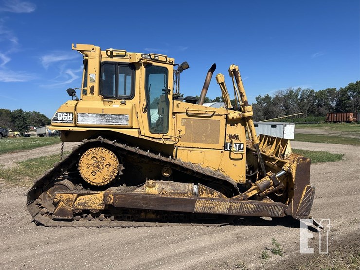caterpillar-d6h-ii-image-5