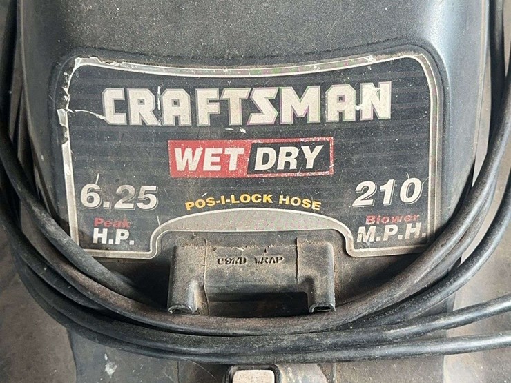 craftsman-16-gallon-6.25-peak-hp-wet-dry-vacuum-image-2