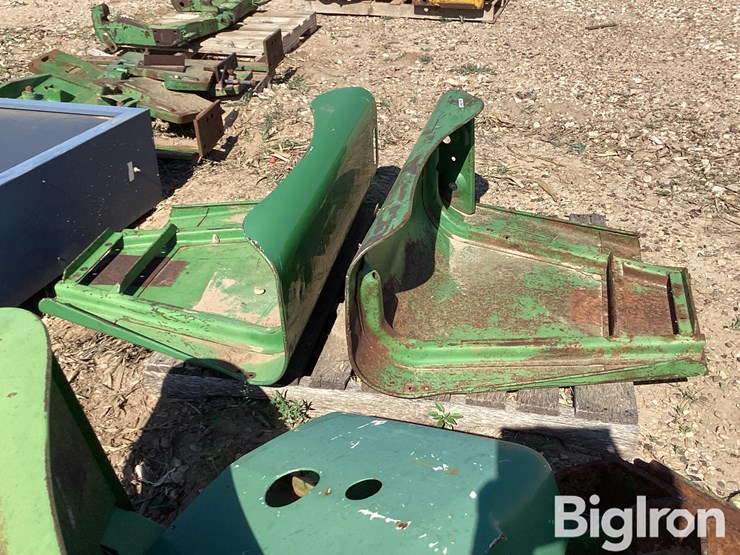 john-deere-4320-image-4
