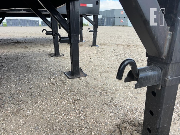 2025-industrias-america-loading-dock-model-r820-image-10