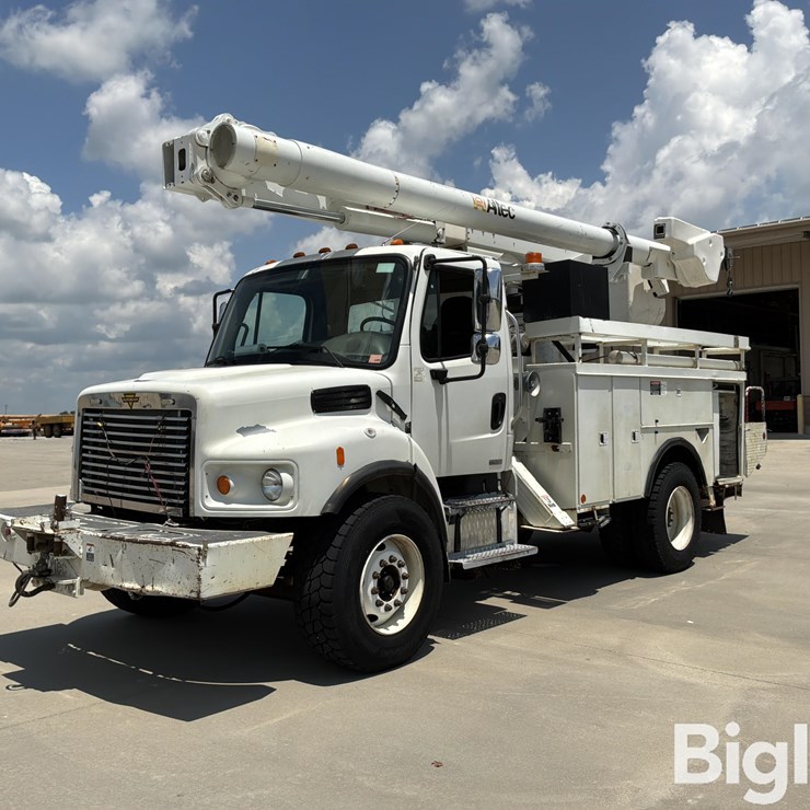 2008 FREIGHTLINER M2 106