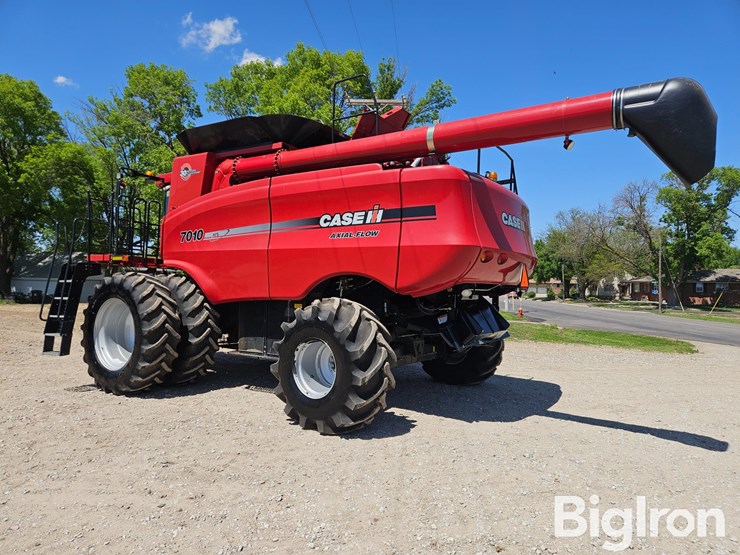 2007-case-ih-7010-image-7
