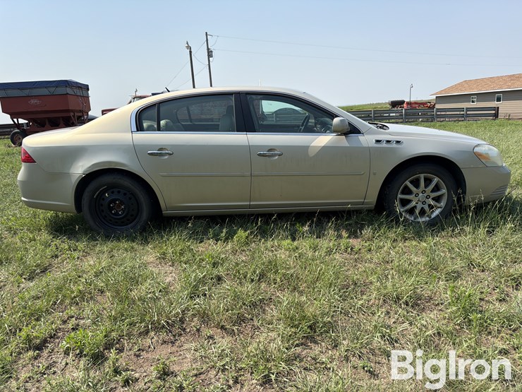 2007-buick-lucerne-cxl-4-door-sedan-image-4
