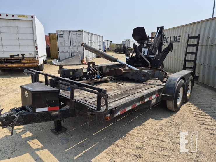 equipment-skid-steer-trailer-image-2