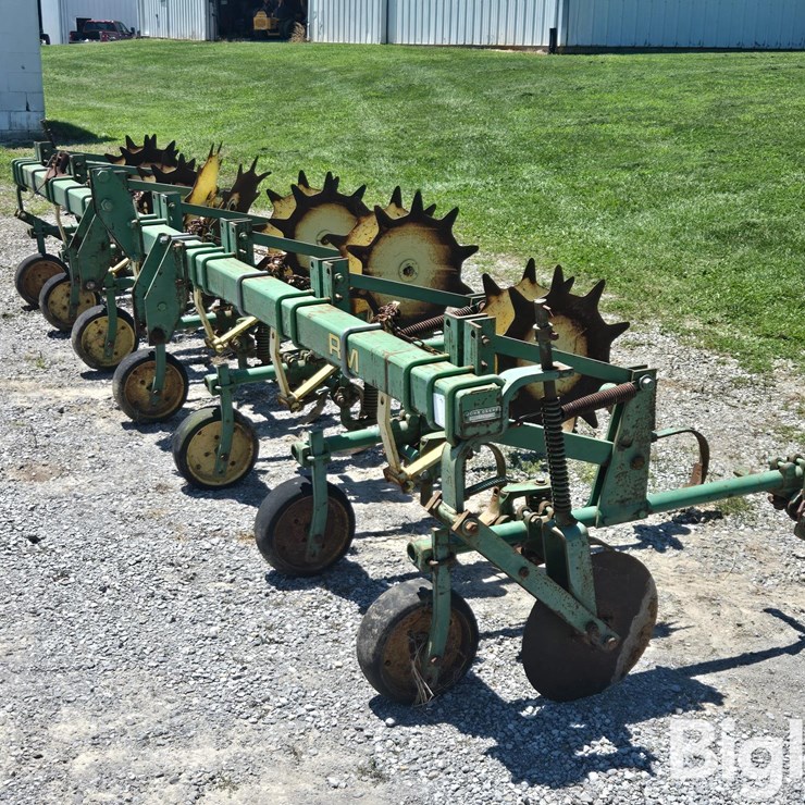 JOHN DEERE ER014