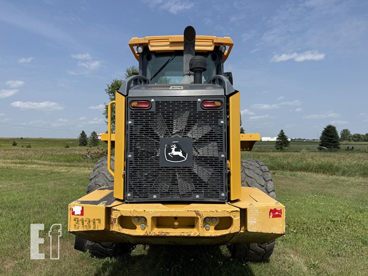 2019-deere-524l-image-26
