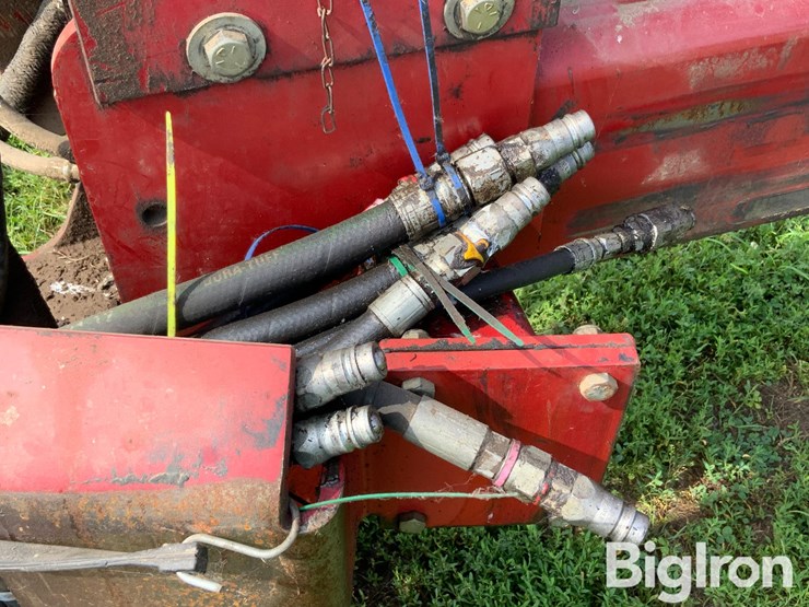 case-ih-1200-image-11