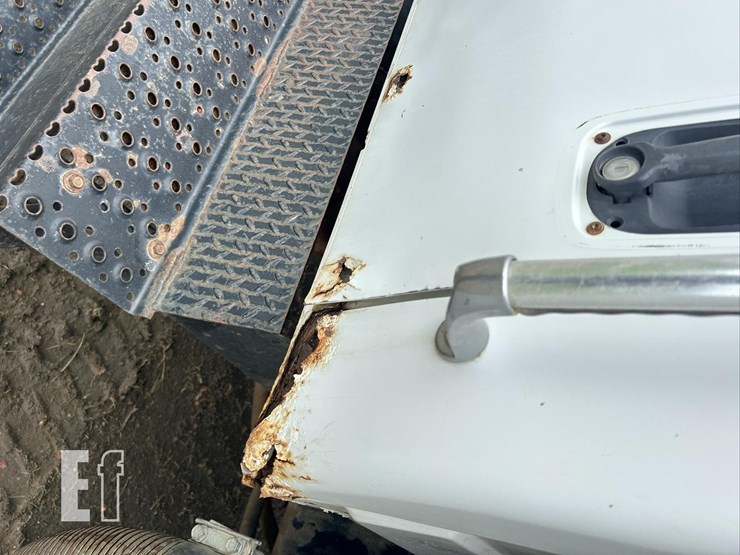 2003-international-durastar-4300-image-50