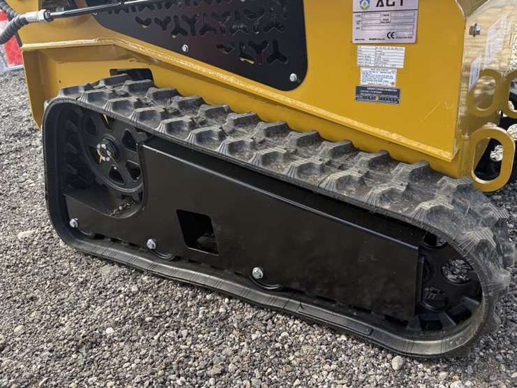 #5-•-mini-skid-steer-tracked-loader---gas-mx-crt23-image-4