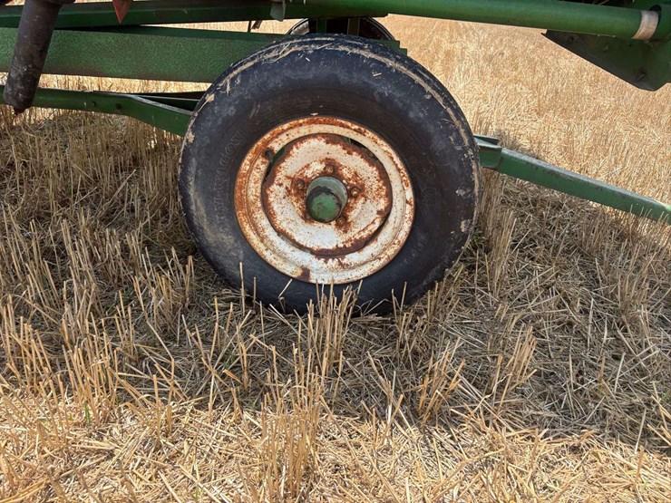 john-deere-843-image-3