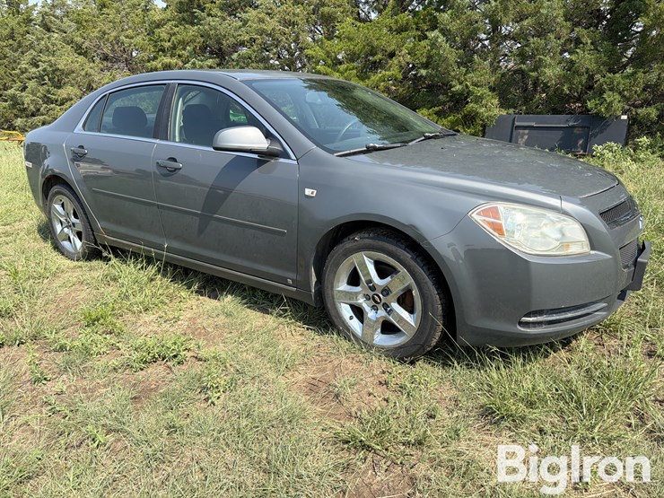 2008-chevrolet-malibu-lt-4-door-sedan-image-3