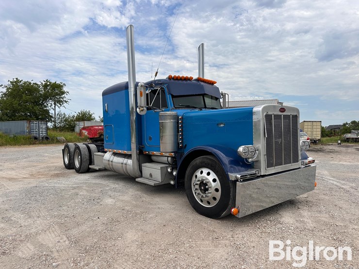 2004-peterbilt-379-image-3