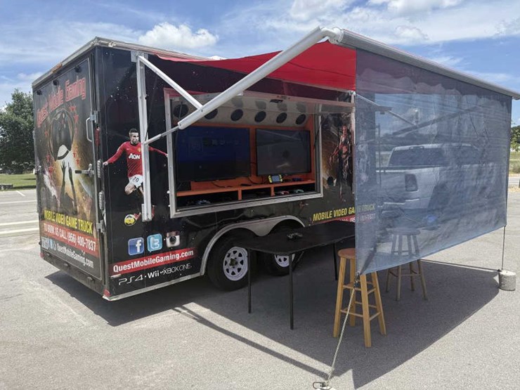 #63-•-2016-lark-20'-gaming-trailer-�-fully-equipped-image-2