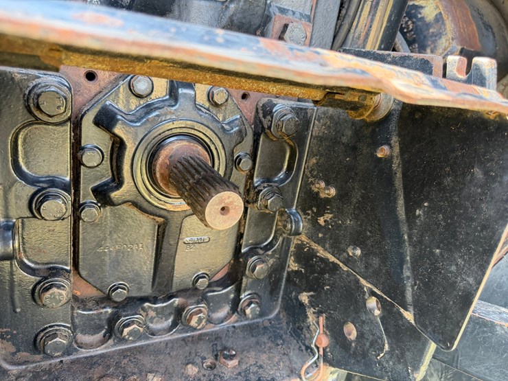 2014-case-ih-magnum-315-image-23