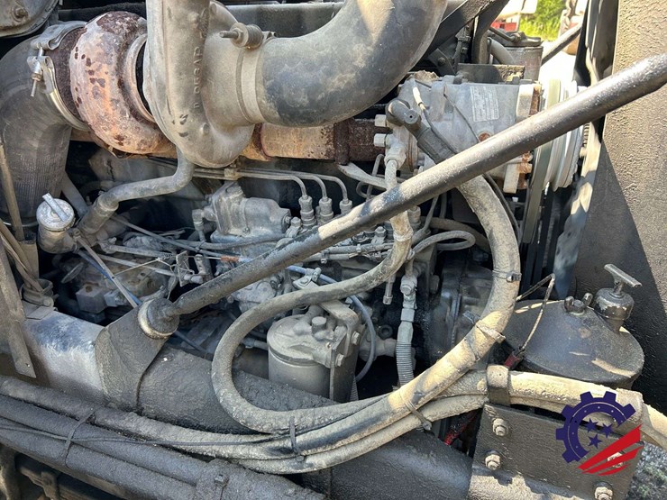 1995-mack-dm690s-image-61