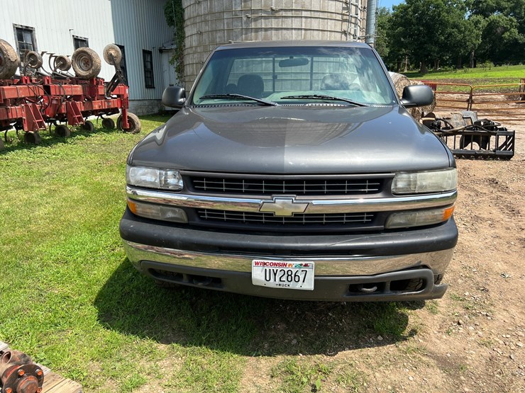 2000-chevrolet-1500-image-3