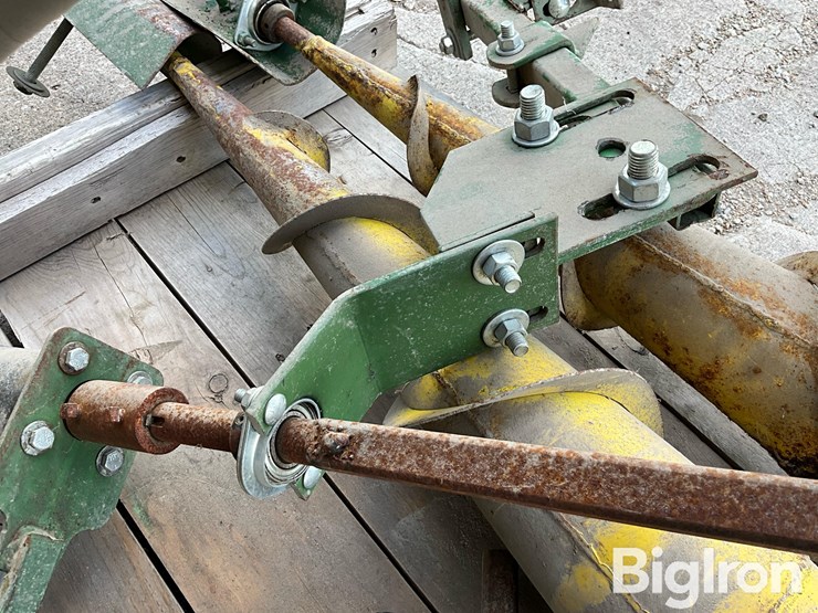 john-deere-608-image-16