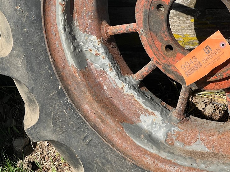 #9948-•-(2)-tires-with-steel-rims-image-5