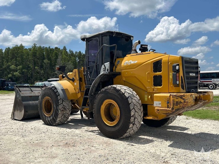 2016-kawasaki-80z7-articulated-wheel-loader-image-3