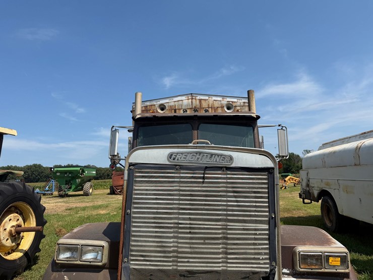 #52611-•-1985-freightliner-single-cab-t/a-fertilizer-truck-2fupysyb5fh254590-inv#52611-image-43