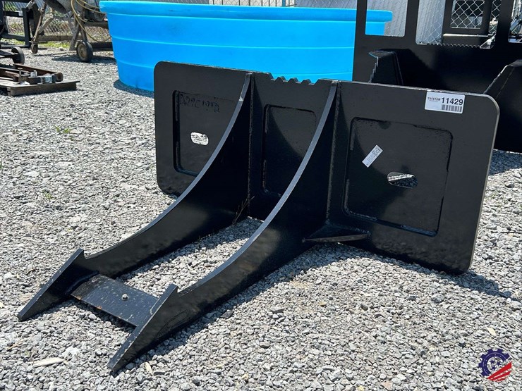 skid-steer-rock-digger-attachment-image-1
