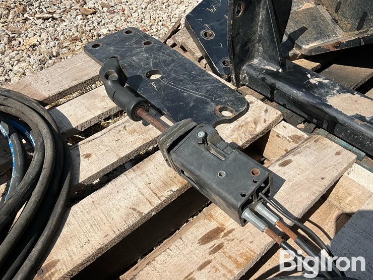 john-deere-7200-image-10