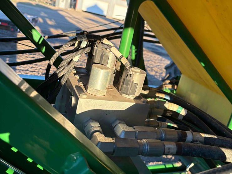 john-deere-1890-image-31