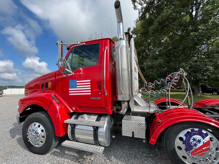 2007-sterling-l9500-image-20