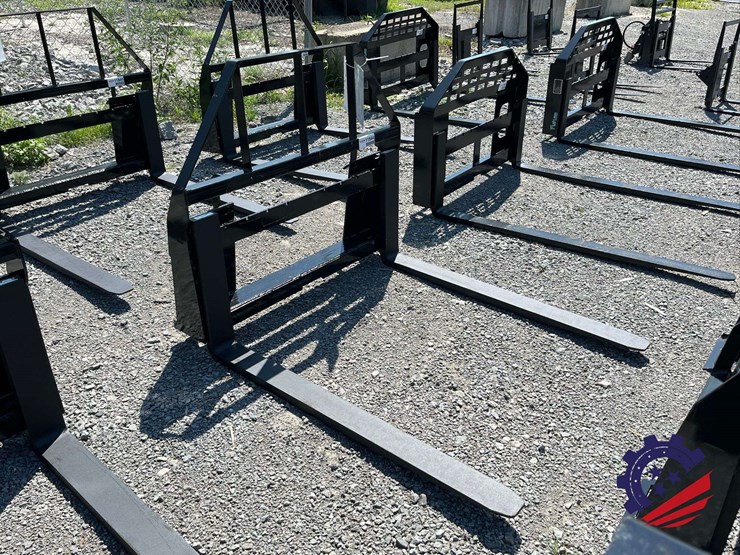 unused-2026-mower-king-sa-skid-steer-forks-attachment-image-7
