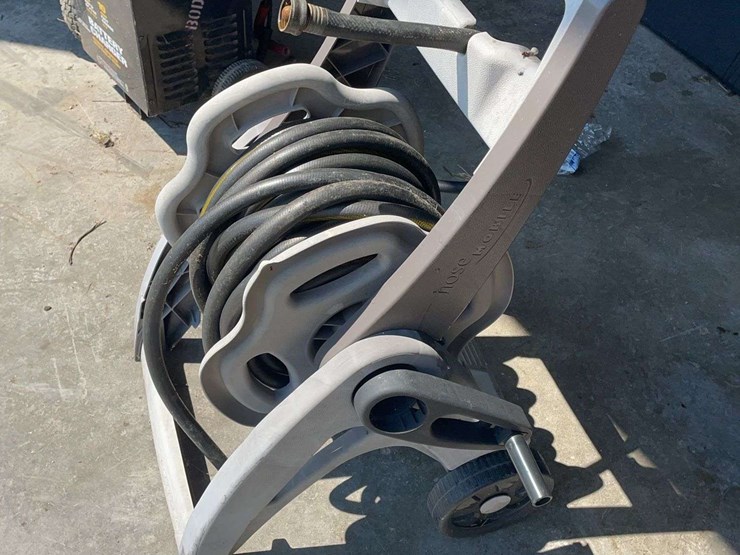 hose-reel-and-hose-image-2