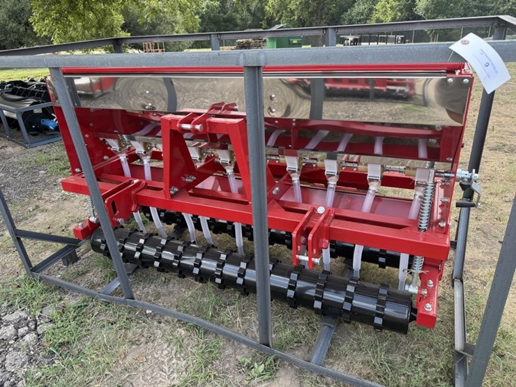 #9-•-seeder-to-fit-skid-steer-&-3-pt-quick-hitch-image-1