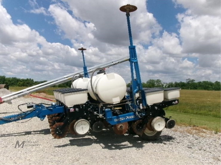 2014-kinze-3000-image-5