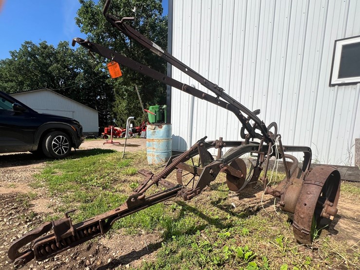 john-deere-2-image-1