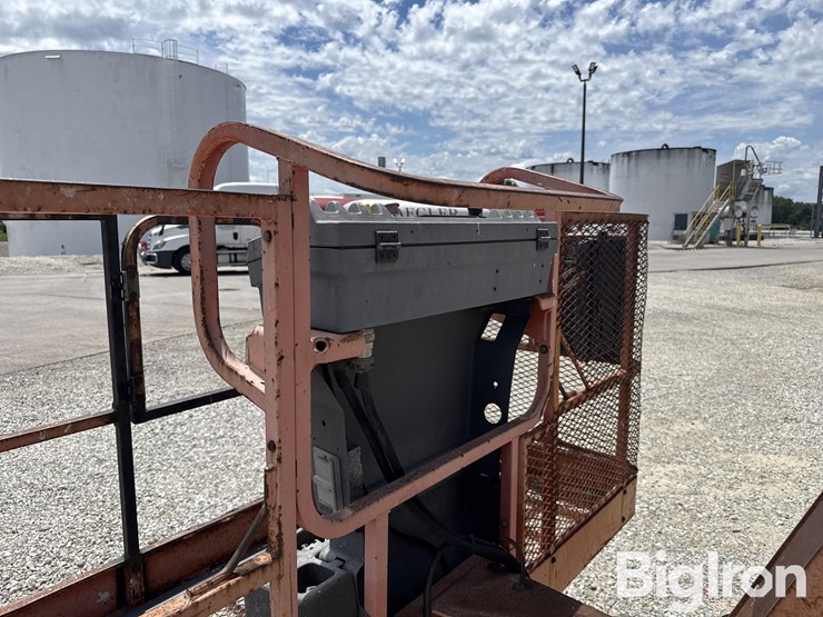 2000-jlg-800a-image-20