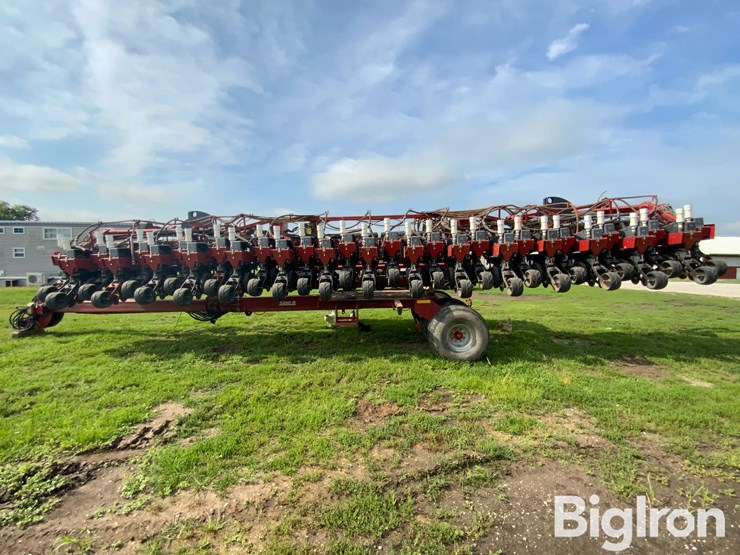 case-ih-1200-image-8