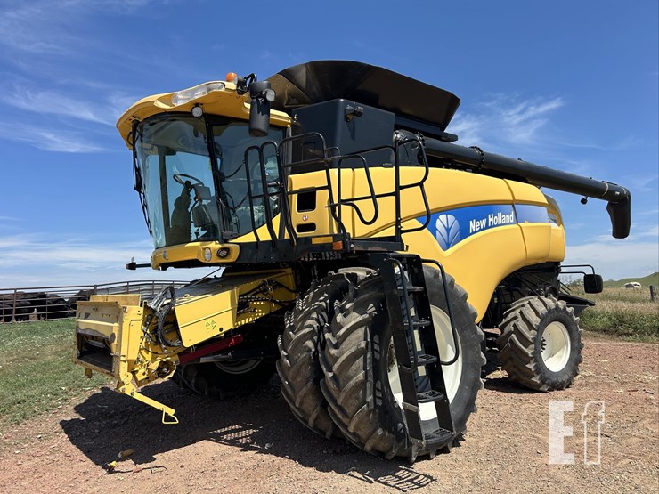 2013-new-holland-cx8080-image-1