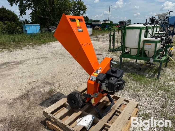 landmax-wood-chipper-image-3
