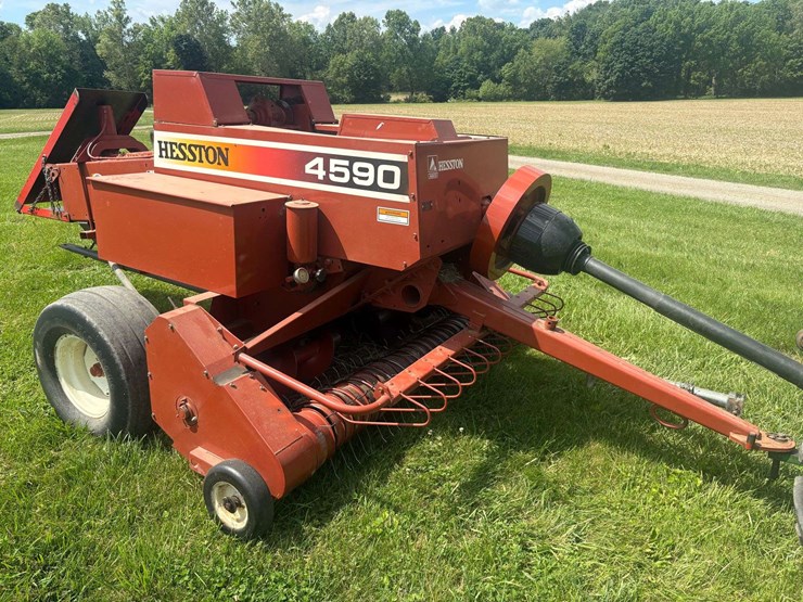 hesston-4590-image-9
