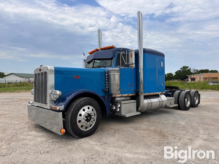2004-peterbilt-379-image-1