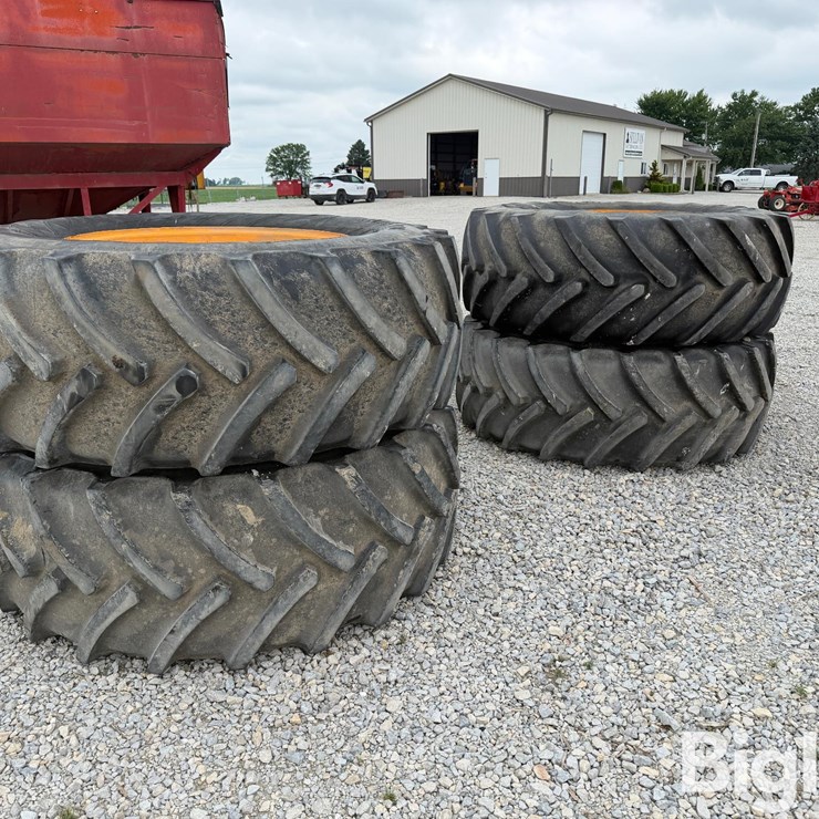 650/65R38 Hagie Sprayer Tires & Rims