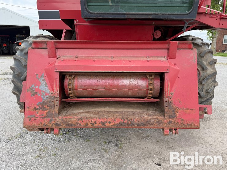 1992-case-ih-1660-image-14