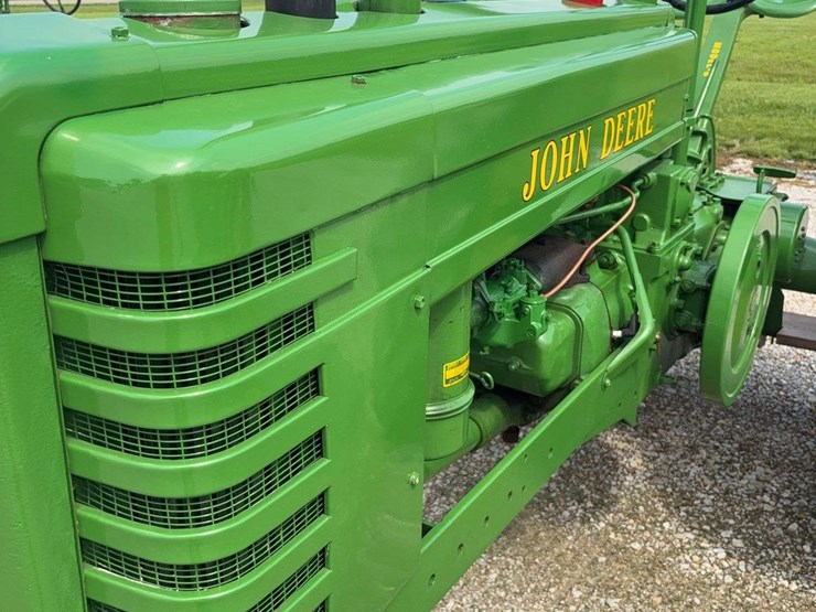 john-deere-model-b-image-16