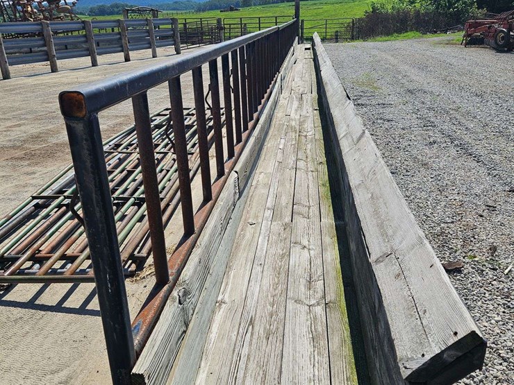 fence-line-feed-bunk-image-1