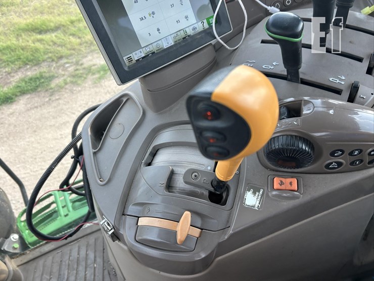 john-deere-6175r-image-64
