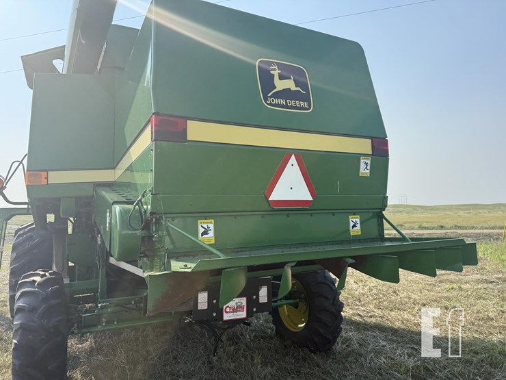 1993-john-deere-9600-image-16