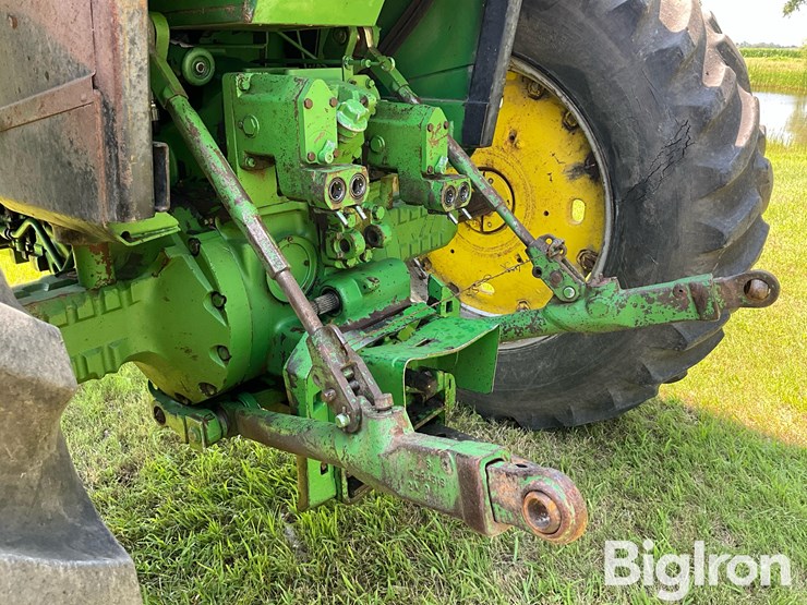 john-deere-4240-image-16