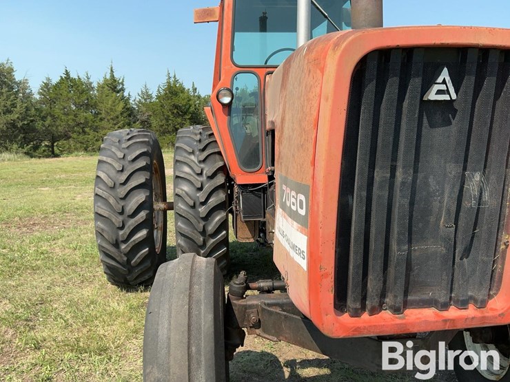 1981-allis-chalmers-7060-image-10