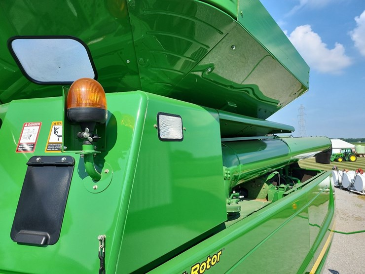 2010-john-deere-9670-sts-image-59
