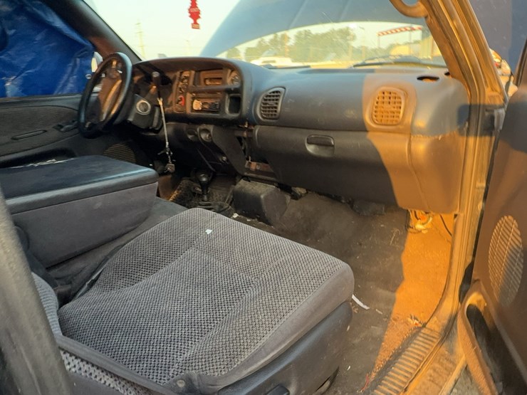 2001-dodge-ram-2500-image-33