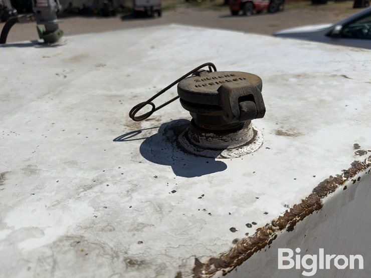 350-gal-fuel-tank-image-15